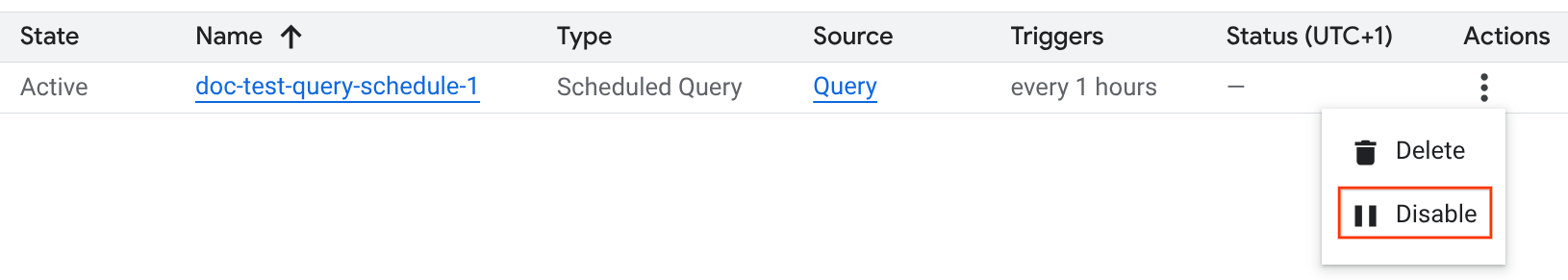 Disattiva una query pianificata nella pagina Programmazione.