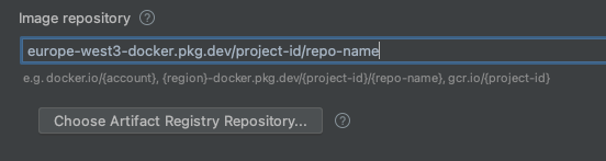 O repositório de imagens predefinido na configuração de execução está a ser definido com o formato &quot;gcr.io/&quot; e a apresentar opções de preenchimento automático com base no projeto atual e no cluster ativo