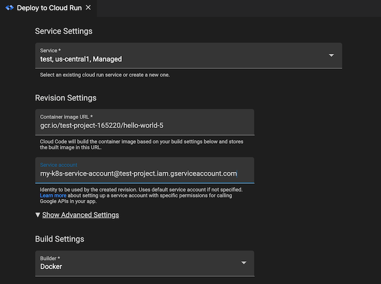 Sección de ajustes avanzados de la revisión desplegada en Cloud Run: campo Desplegar y Cuenta de servicio rellenado con el nombre de la cuenta de servicio de Kubernetes con el formato service-account-name@project-name.iam.gserviceaccount.com