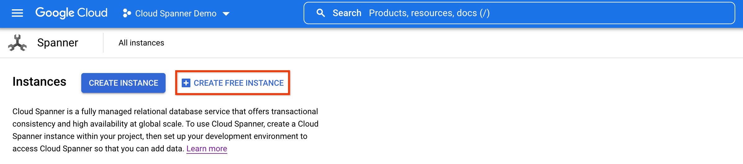 Captura de pantalla de la página de instancias de Spanner, donde se destaca la opción para crear una instancia gratuita.