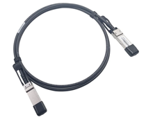 תמונה שמציגה כבל רשת מנחושת מסוג QSFP28 twinaxial