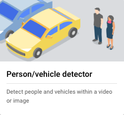 cartão do modelo de detetor de veículos de pessoas na consola